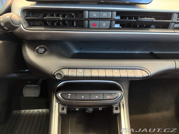 Jeep Avenger 4xe Upland 1.2 Turbo e-Hy 2025