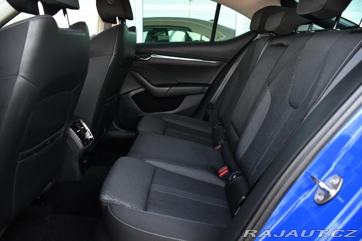 Škoda Octavia 1.5TSi ACC TAŽNÉ CARPLAY 2020