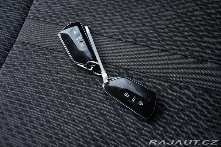 Škoda Octavia 1.5TSi STYLE ACC TAŽNÉ CA 2020