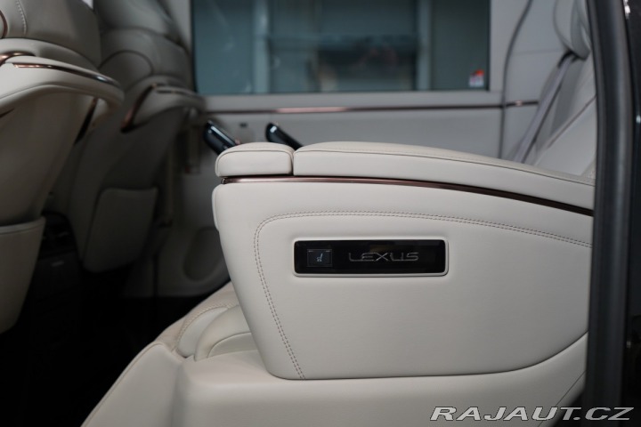 Lexus Ostatní modely LM 350h 350h*4x4*LUXURY*HUD*MASÁŽ 2024