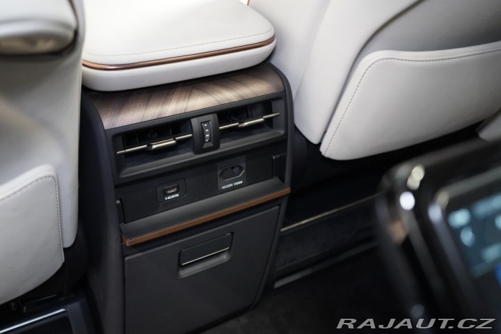 Lexus Ostatní modely LM 350h 350h*4x4*LUXURY*HUD*MASÁŽ 2024