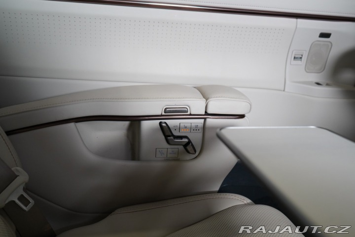 Lexus Ostatní modely LM 350h 350h*4x4*LUXURY*HUD*MASÁŽ 2024