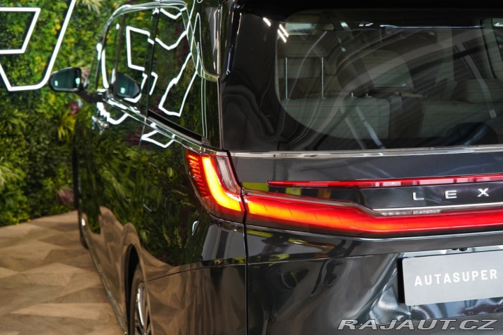 Lexus Ostatní modely LM 350h 350h*4x4*LUXURY*HUD*MASÁŽ 2024