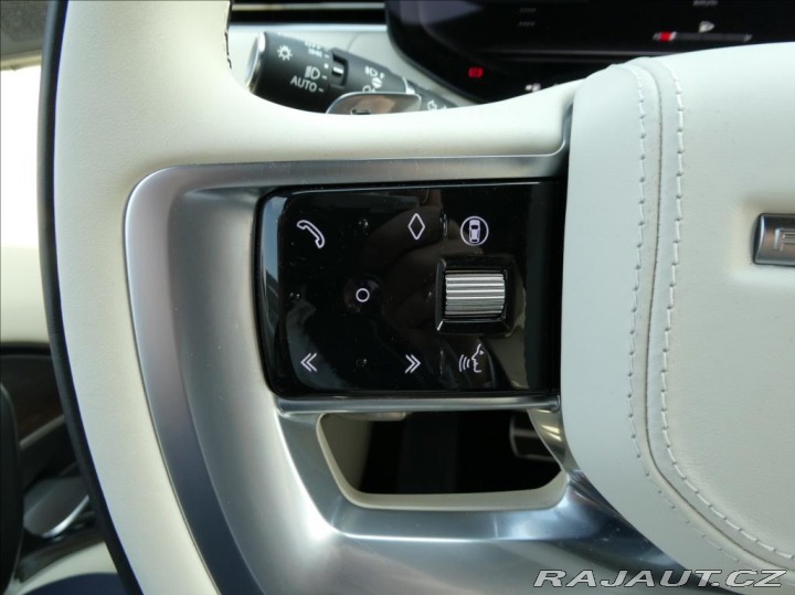 Land Rover Range Rover 3,0 D350 HSE,1.maj,ČR,DPH 2025