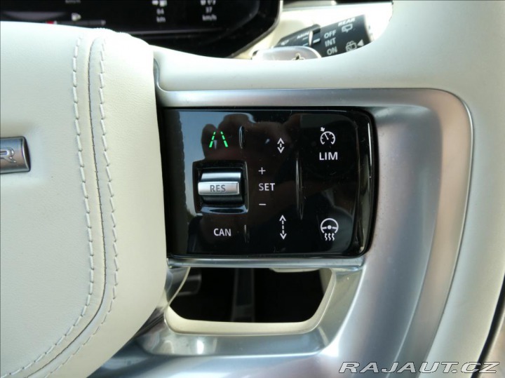 Land Rover Range Rover 3,0 D350 HSE,1.maj,ČR,DPH 2025