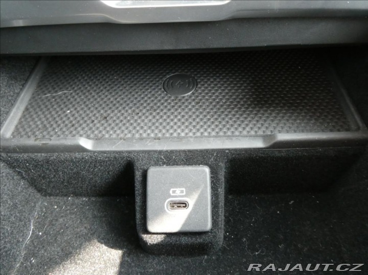 Land Rover Range Rover 3,0 D350 HSE,1.maj,ČR,DPH 2025