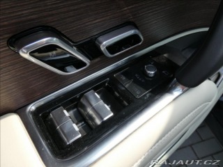 Land Rover Range Rover 3,0 D350 HSE,1.maj,ČR,DPH 2025