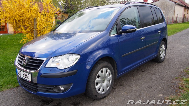 Volkswagen Touran  2010