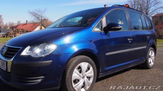 Volkswagen Touran  2010