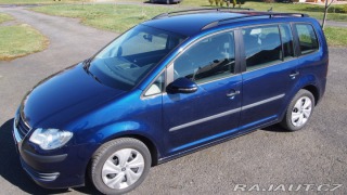 Volkswagen Touran  2010