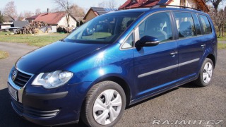 Volkswagen Touran  2010
