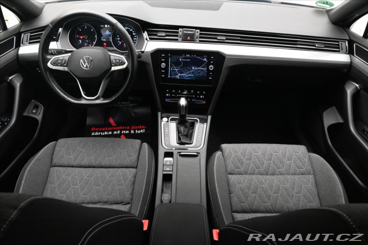 Volkswagen Passat 2,0 TDI 110 kW DSG Busine 2022