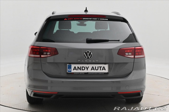 Volkswagen Passat 2,0 TDI 110 kW DSG Busine 2022