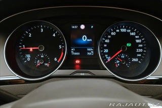 Volkswagen Passat 2,0 TDI 110 kW DSG Busine 2022