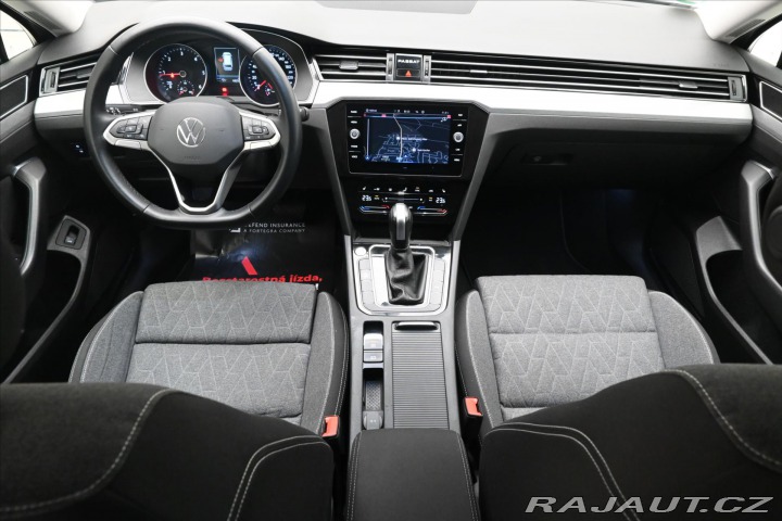 Volkswagen Passat 2,0 TDI 110 kW DSG Busine 2022