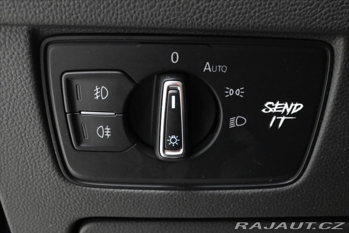 Volkswagen Passat 2,0 TDI 110kW DSG Businne 2022