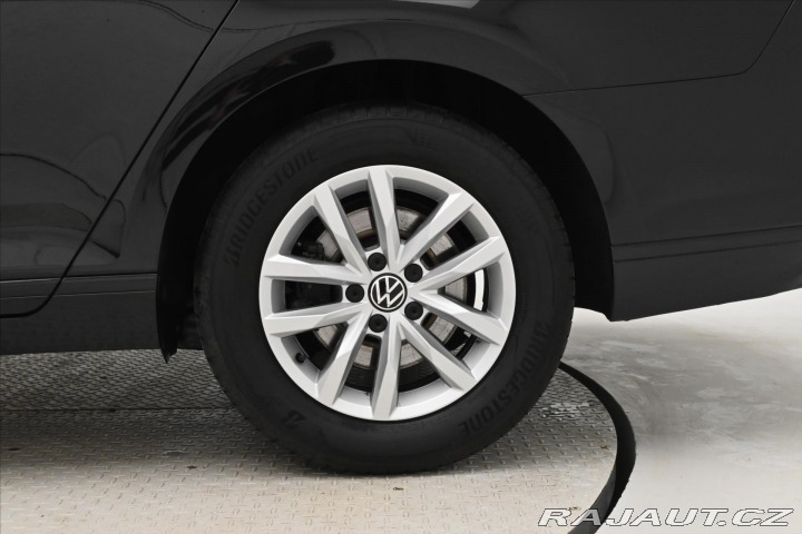 Volkswagen Passat 2,0 TDI 110kW DSG Businne 2022
