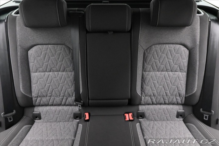 Volkswagen Passat 2,0 TDI 110kW DSG Busines 2022