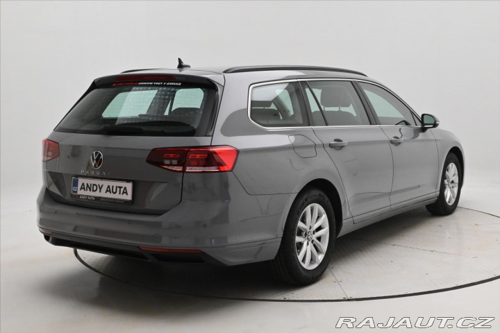 Volkswagen Passat 2,0 TDI 110kW DSG Busines 2022