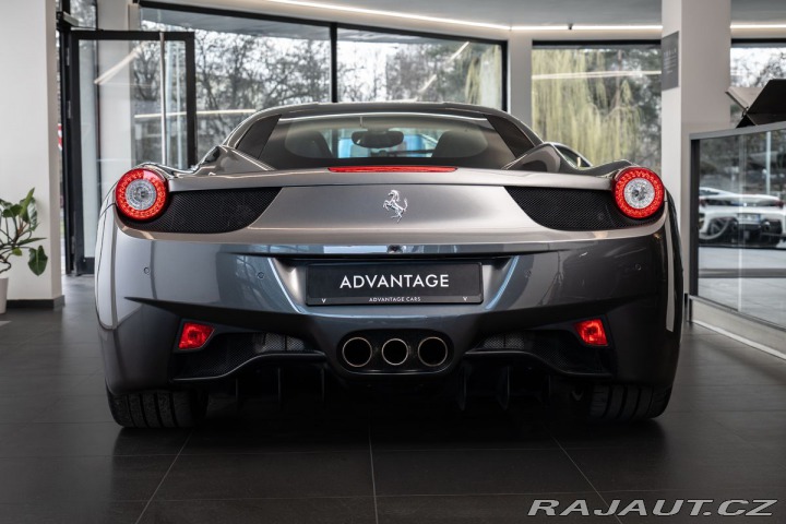 Ferrari 458  2011