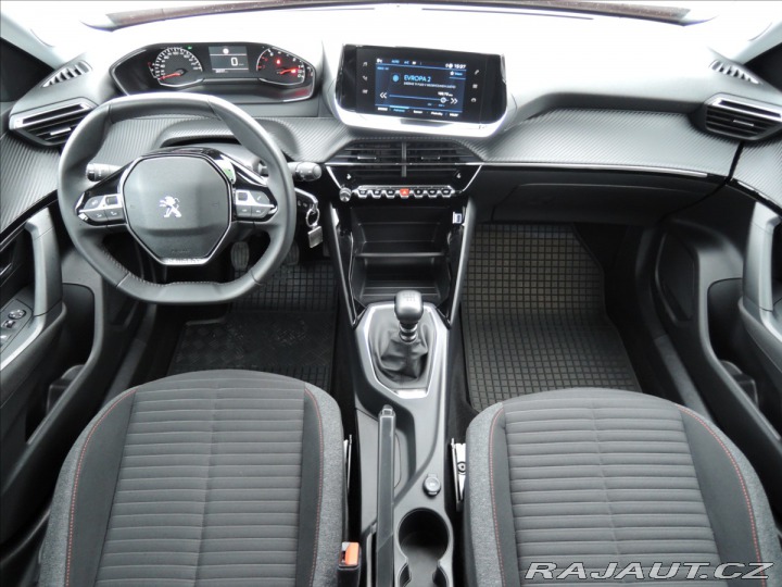 Peugeot 2008 1,2 Puretech ČR Záruka do 2022