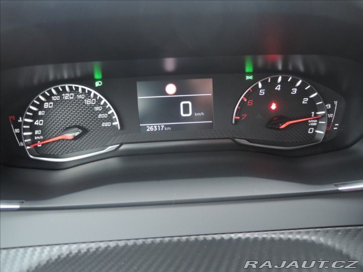 Peugeot 2008 1,2 Puretech ČR Záruka do 2022