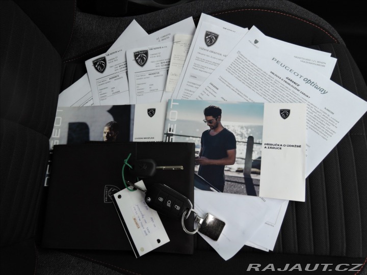 Peugeot 2008 1,2 Puretech ČR Záruka do 2022