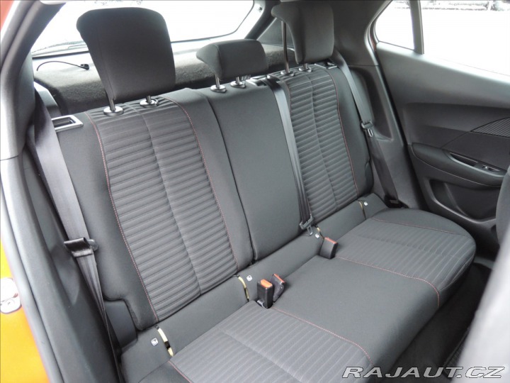 Peugeot 2008 1,2 Puretech ČR Záruka do 2022