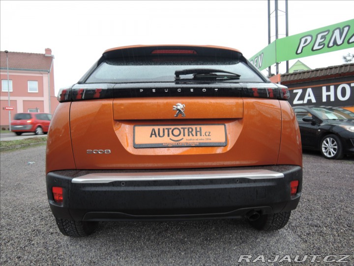 Peugeot 2008 1,2 Puretech ČR Záruka do 2022