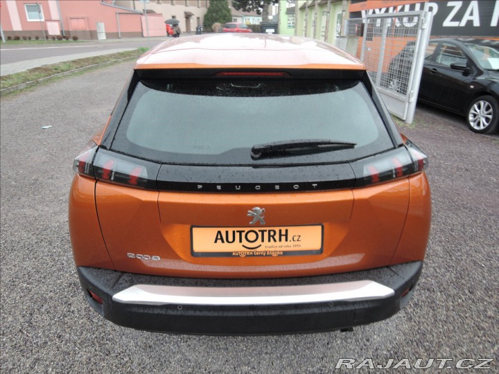Peugeot 2008 1,2 Puretech ČR Záruka do 2022