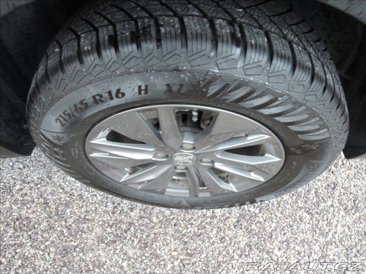 Peugeot 2008 1,2 Puretech ČR Záruka do 2022