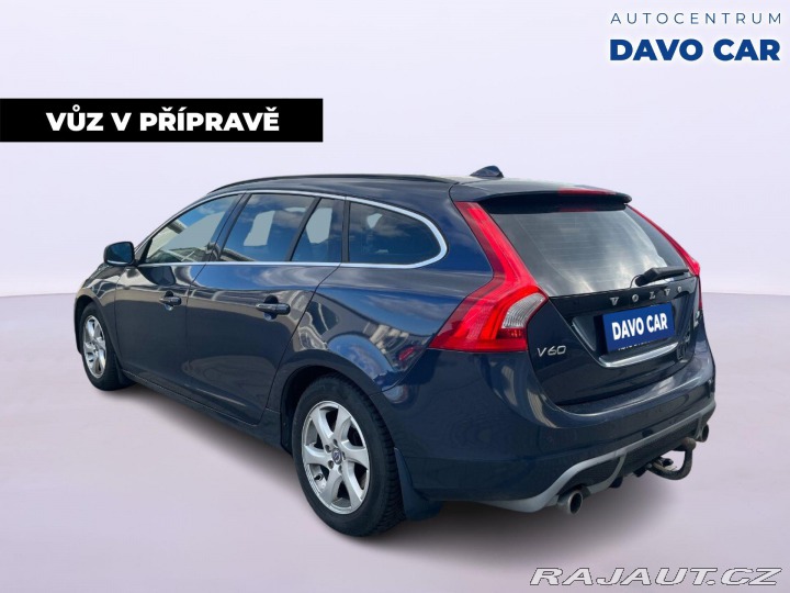 Volvo V60 2,4 D4 V5 120kW AWD R-des 2013