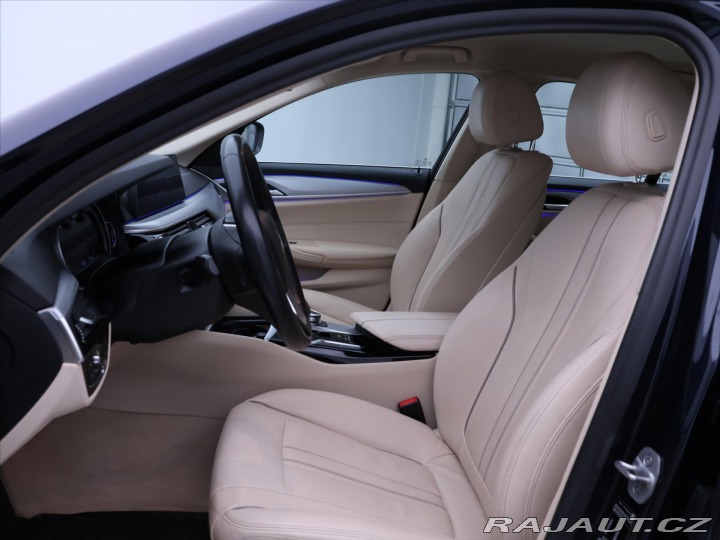 Volkswagen Ostatní modely 2,0 520d Luxury Line CZ D 2020