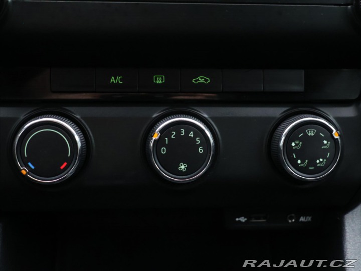 Škoda Octavia 1,6 TDI CZ Klimatizace DP 2014