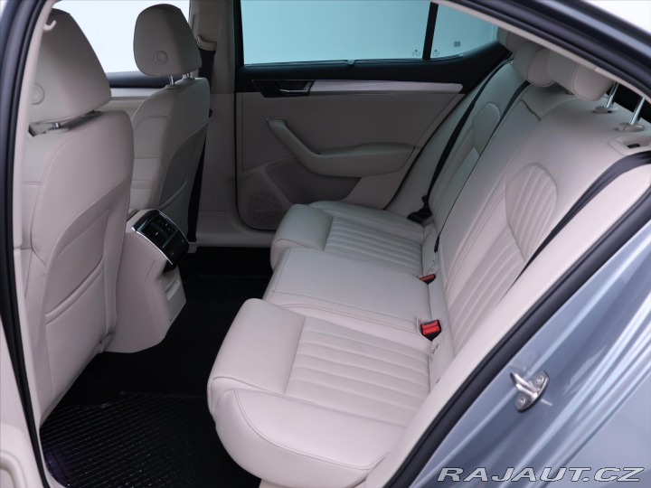 Škoda Superb 2,0 TDI DSG L&K LED 2021