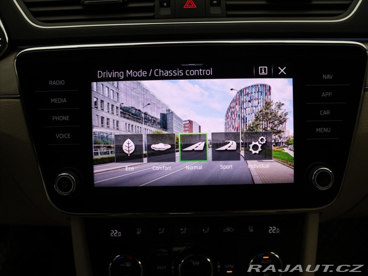 Škoda Superb 2,0 TDI DSG L&K LED 2021