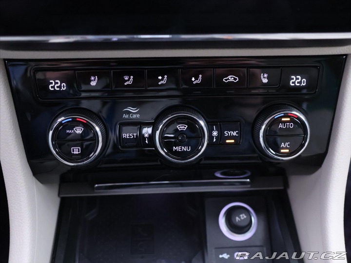 Škoda Superb 2,0 TDI DSG L&K LED 2021