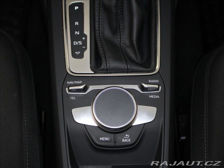 Audi Q2 2,0 TDi 110kW Quattro S-L 2022