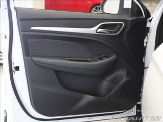 MG ZS 1,5 CVVT 78kW 15tkm. 1.ma 2023