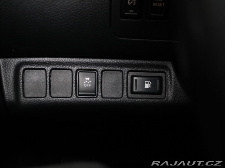 Nissan Navara 2,3 dCi AT AWD N-GUARD 1. 2022