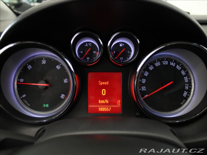 Opel Astra 2,0 CDTi 118kW Cosmo 180t 2010