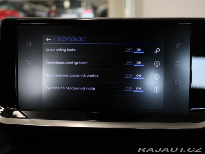 Peugeot 208 1,2 PTech 74kW AT 37tkm. 2023