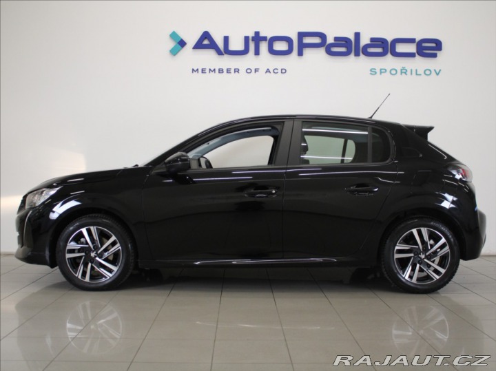 Peugeot 208 1,2 PTech 74kW AT 37tkm. 2023