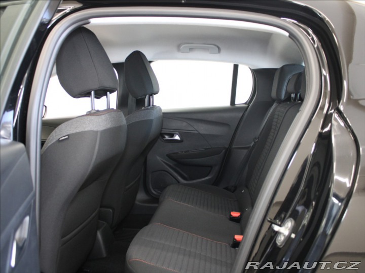 Peugeot 208 1,2 PTech 74kW AT 37tkm. 2023