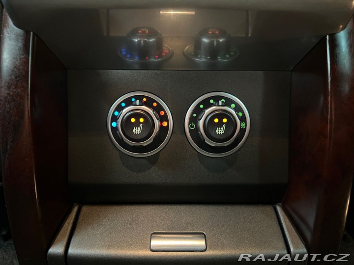 Land Rover Range Rover 4.4 TDV8 4X4 A/T AUTOBIOG 1800