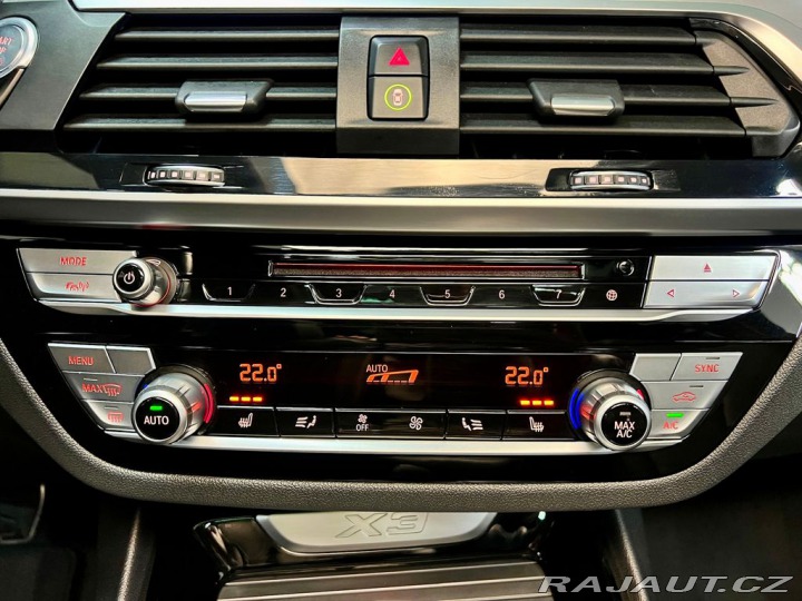 BMW X3 3.0d xDrive M-PAKET, PANO 2019