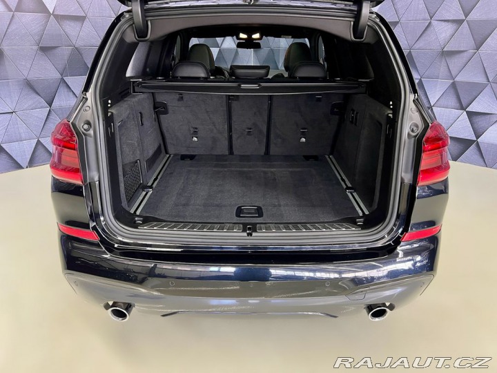 BMW X3 3.0d xDrive M-PAKET, PANO 2019