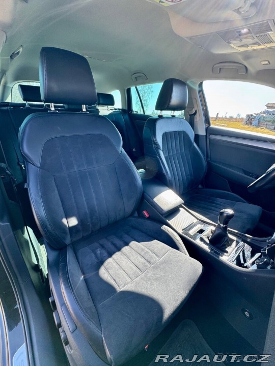 Škoda Superb 2,0   III Combi 4x4 1800