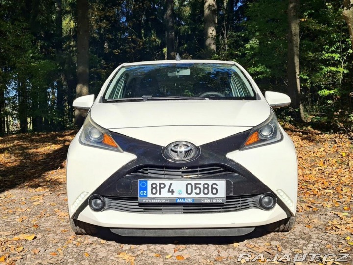 Toyota Aygo 1,0   VVTi - Velmi úsporn 2014