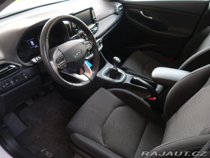 Hyundai i30 1.5T-GDI,80kW,CZ,1Maj,Man 2022